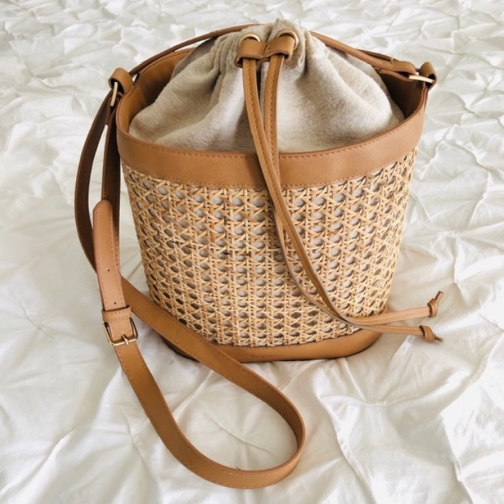 Tommy Bahama Straw Bucket Bag NWT